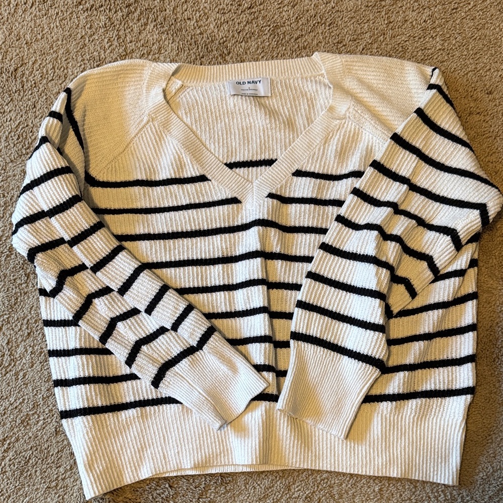 Old Navy Women's V-Neck Sweater - Cream and Black Stripes